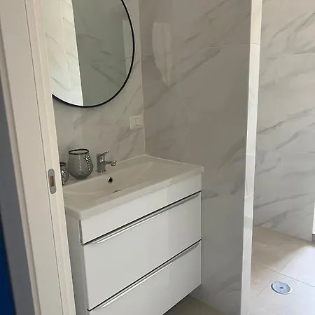 Azzurro Calabria Apartment *
