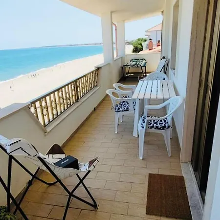Azzurro Calabria Apartment *